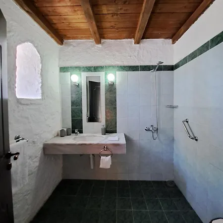 Tsivouli Oda ve Kahvaltı
