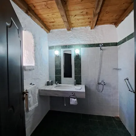 Oda ve Kahvaltı Tsivouli 4*
