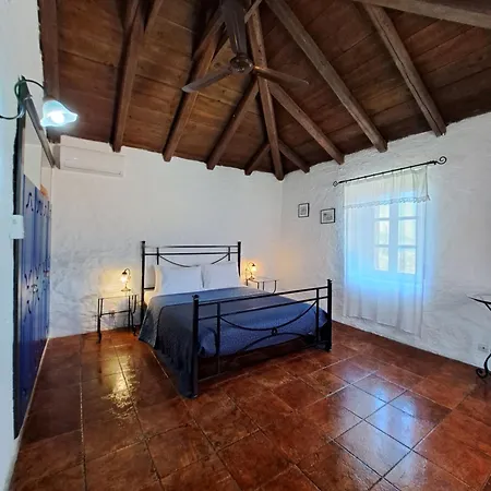 Tsivouli 3* Lithakia (Zakynthos)