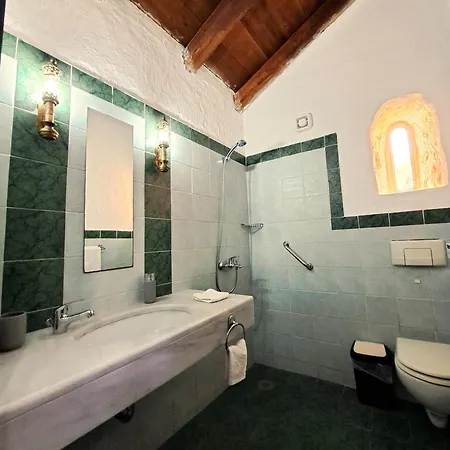 Tsivouli Lithakia (Zakynthos)